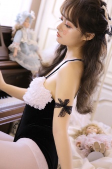 新婚夜调教喷水h
